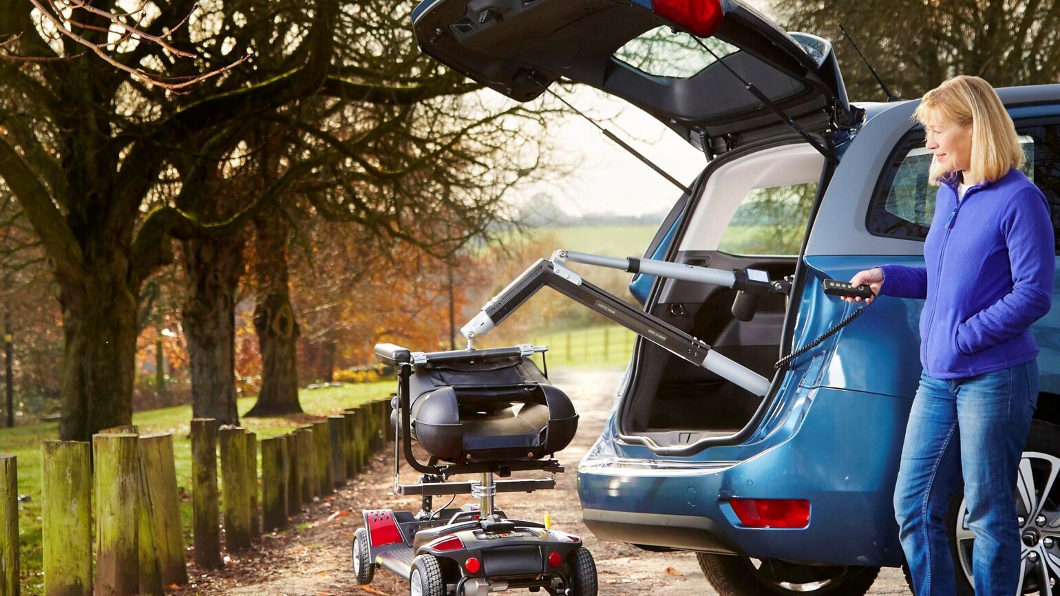 wheelchair hoist for cars