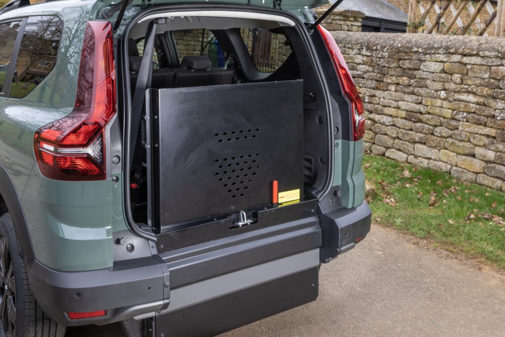 Sirus Automotive converts the Dacia Jogger into the UK's only